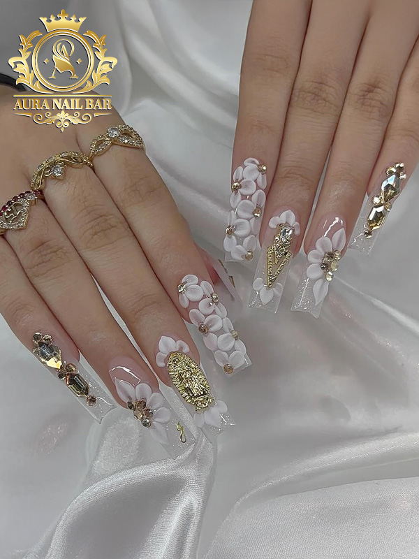 Aura Nail Bar